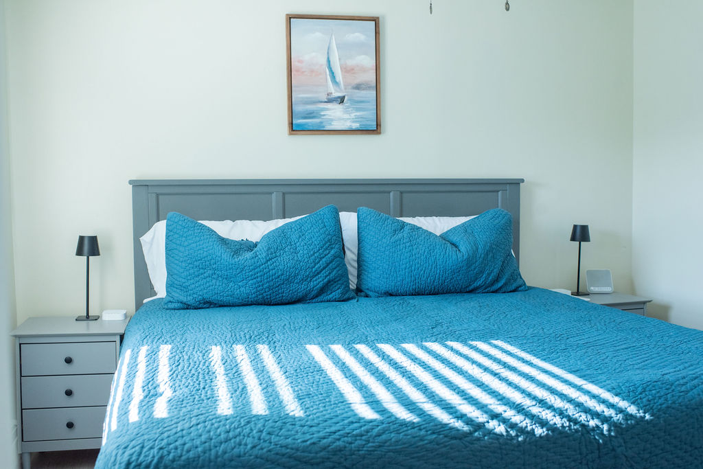 Secondary bedroom