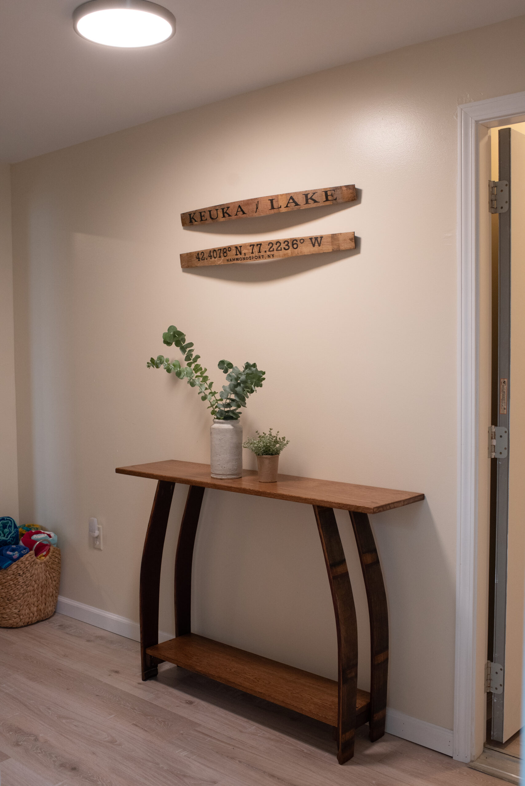 Entryway with Keuka Lake sign